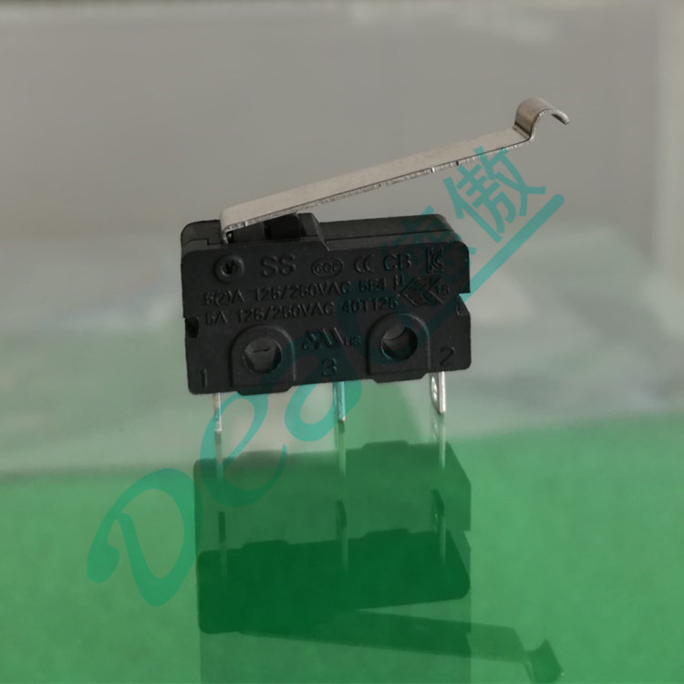 帶安規(guī)認(rèn)證基本型微動(dòng)開(kāi)關(guān)